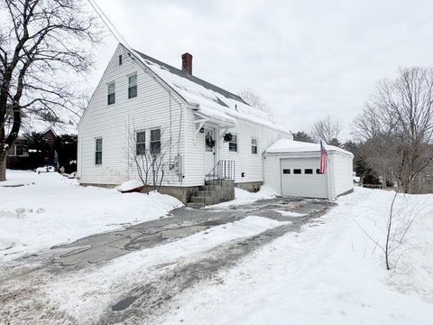 Photo of 237 Pleasant Street, Claremont, NH 03743 (MLS # 5076961)