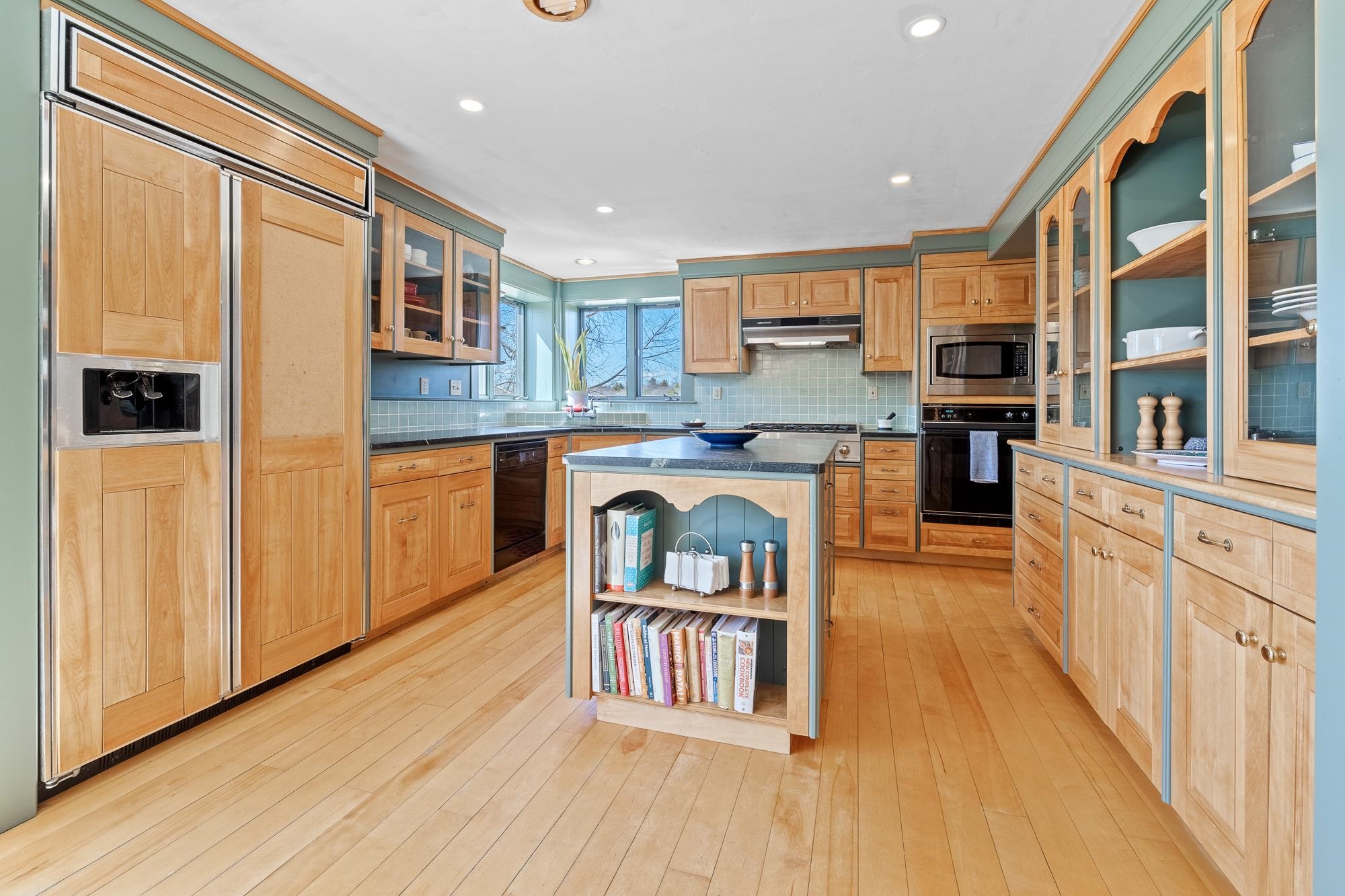 33 Ferndale Drive
