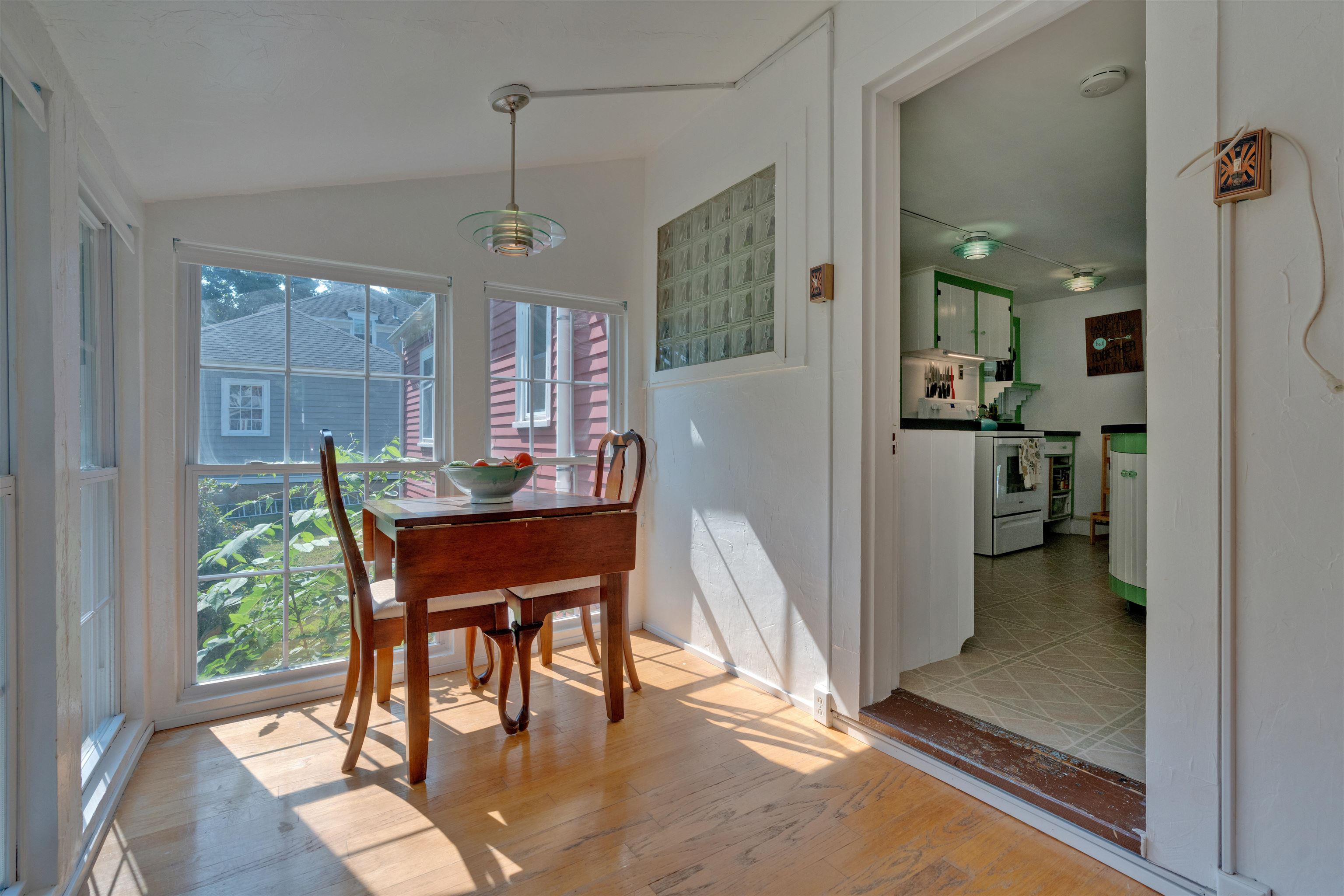 14 Bayview Road