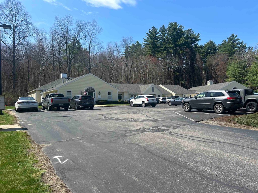 Photo of 109 Ponemah Road #8 - B, Amherst, NH 03031 (MLS # 5084296)