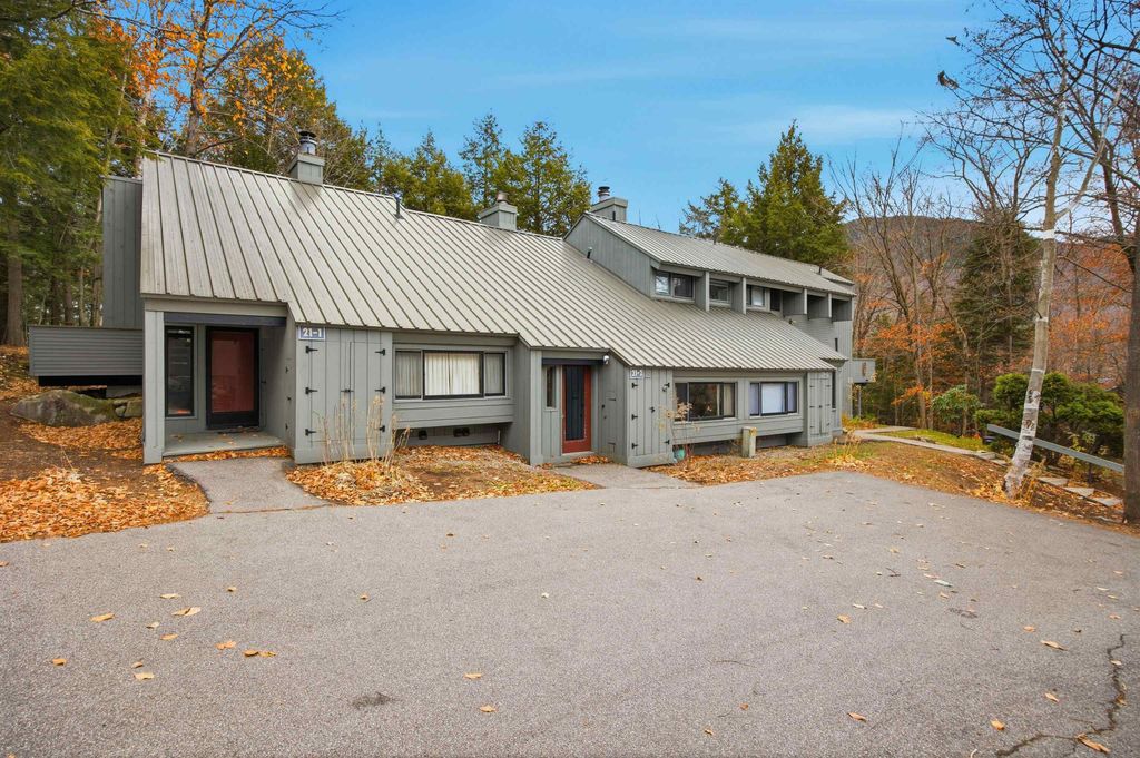 Photo of 21 Osseo Circle #3, Lincoln, NH 03251 (MLS # 5069087)