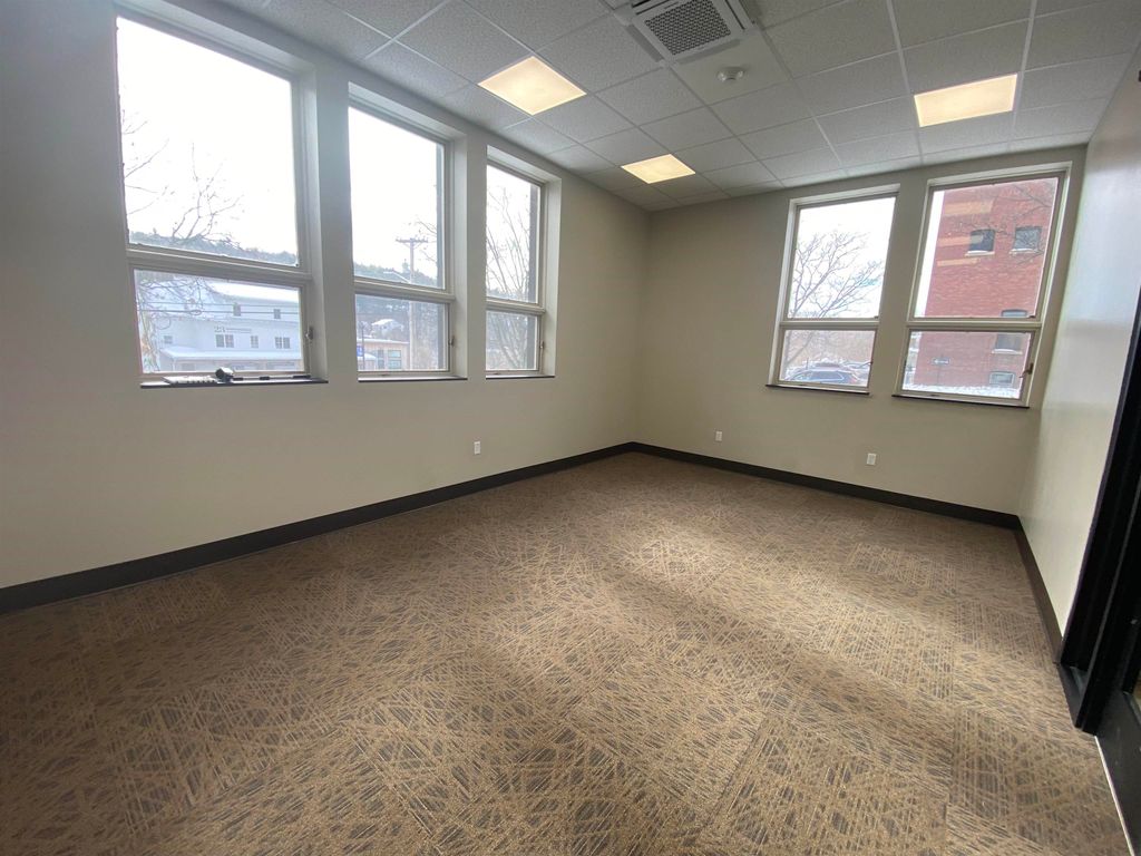 Photo of 125 Main Street, Littleton, NH 03561 (MLS # 5031057)