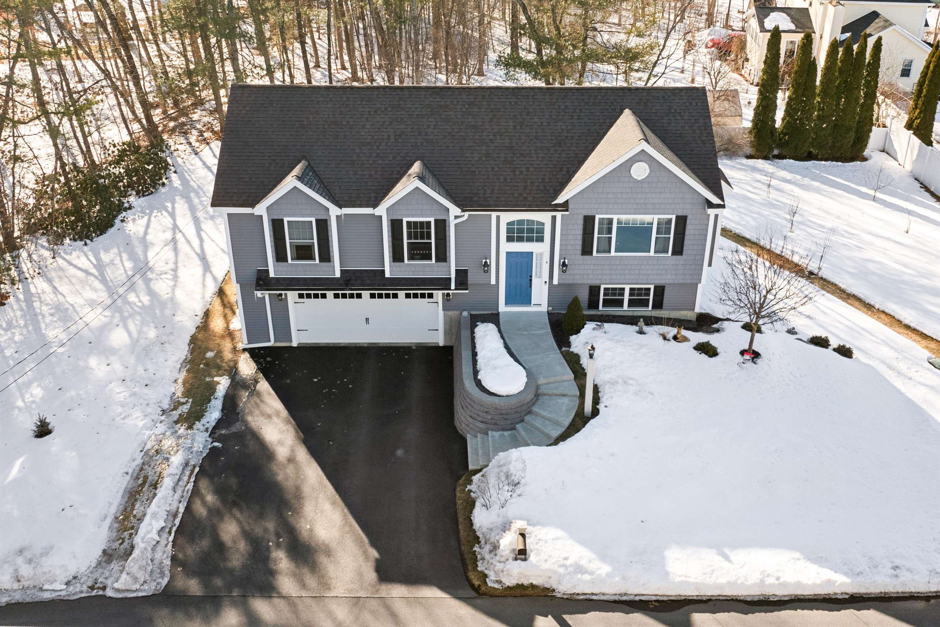 4 Theresa Avenue