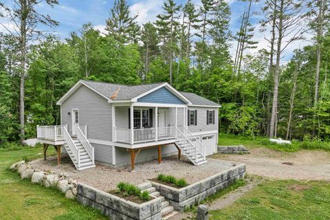 Photo of 4 Mill Pond Road, Tuftonboro, NH 03816 (MLS # 5048551)