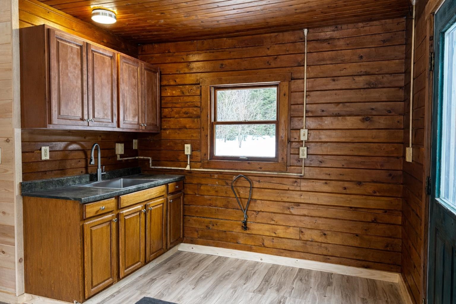 975 Newark Pond Road