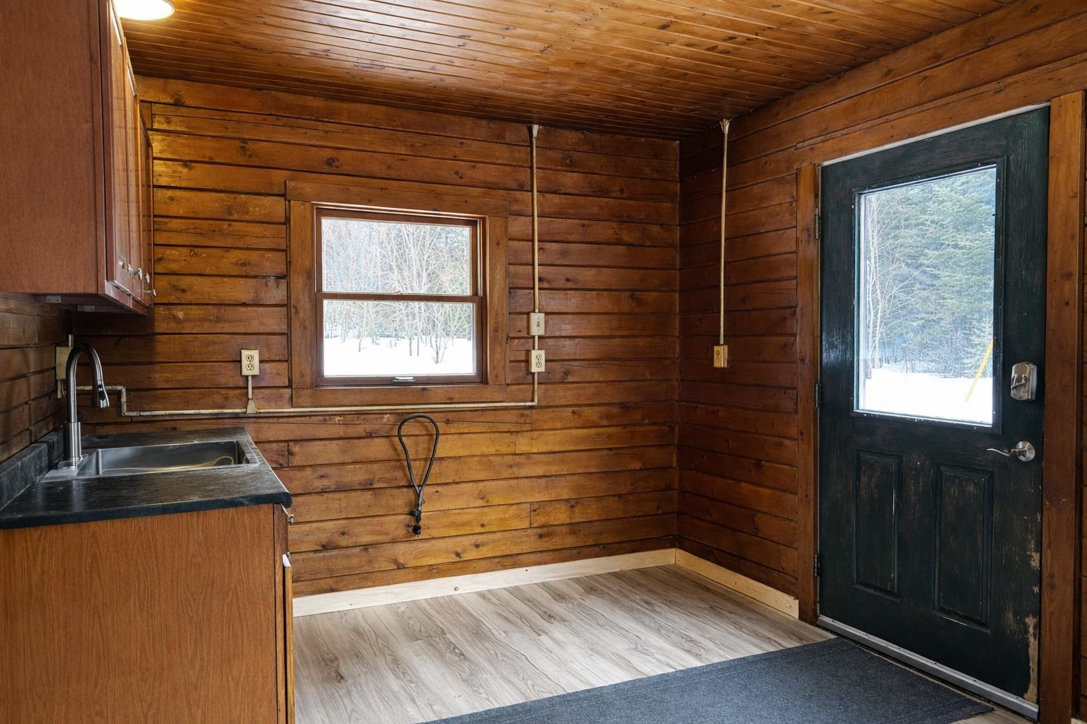 975 Newark Pond Road