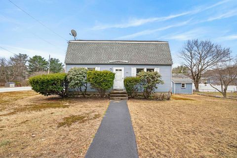 Photo of 3954 Brown Avenue, Manchester, NH 03103 (MLS # 5080591)