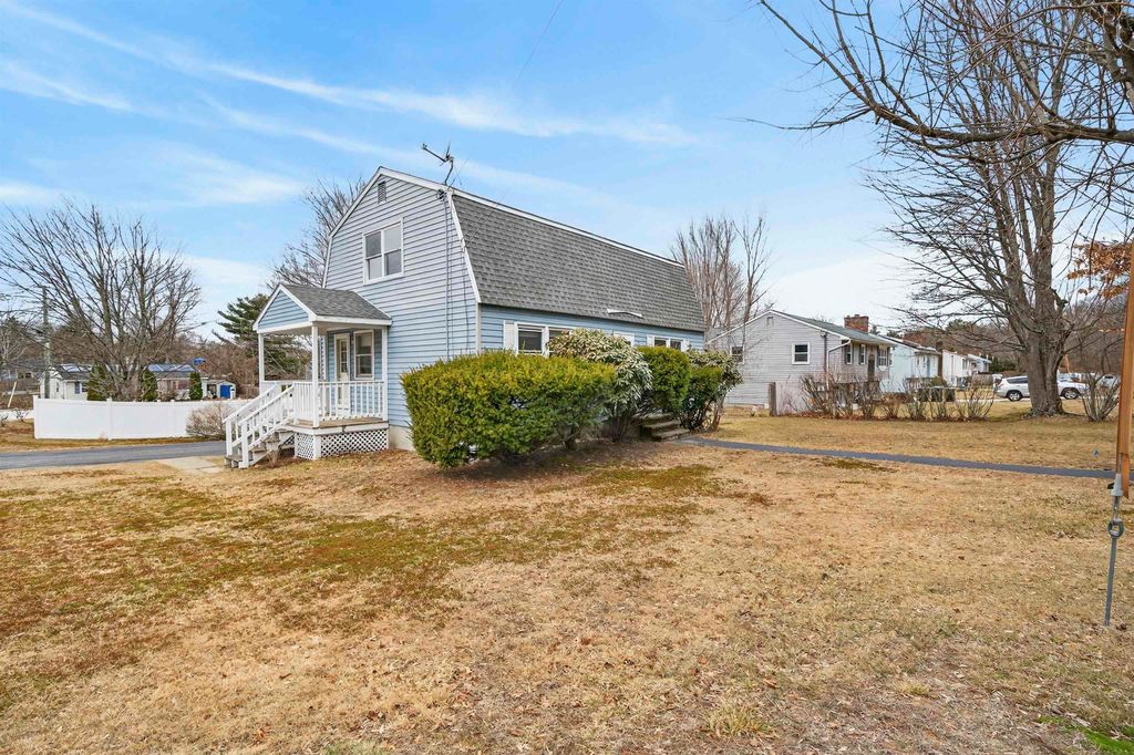 Photo of 3954 Brown Avenue, Manchester, NH 03103 (MLS # 5080591)