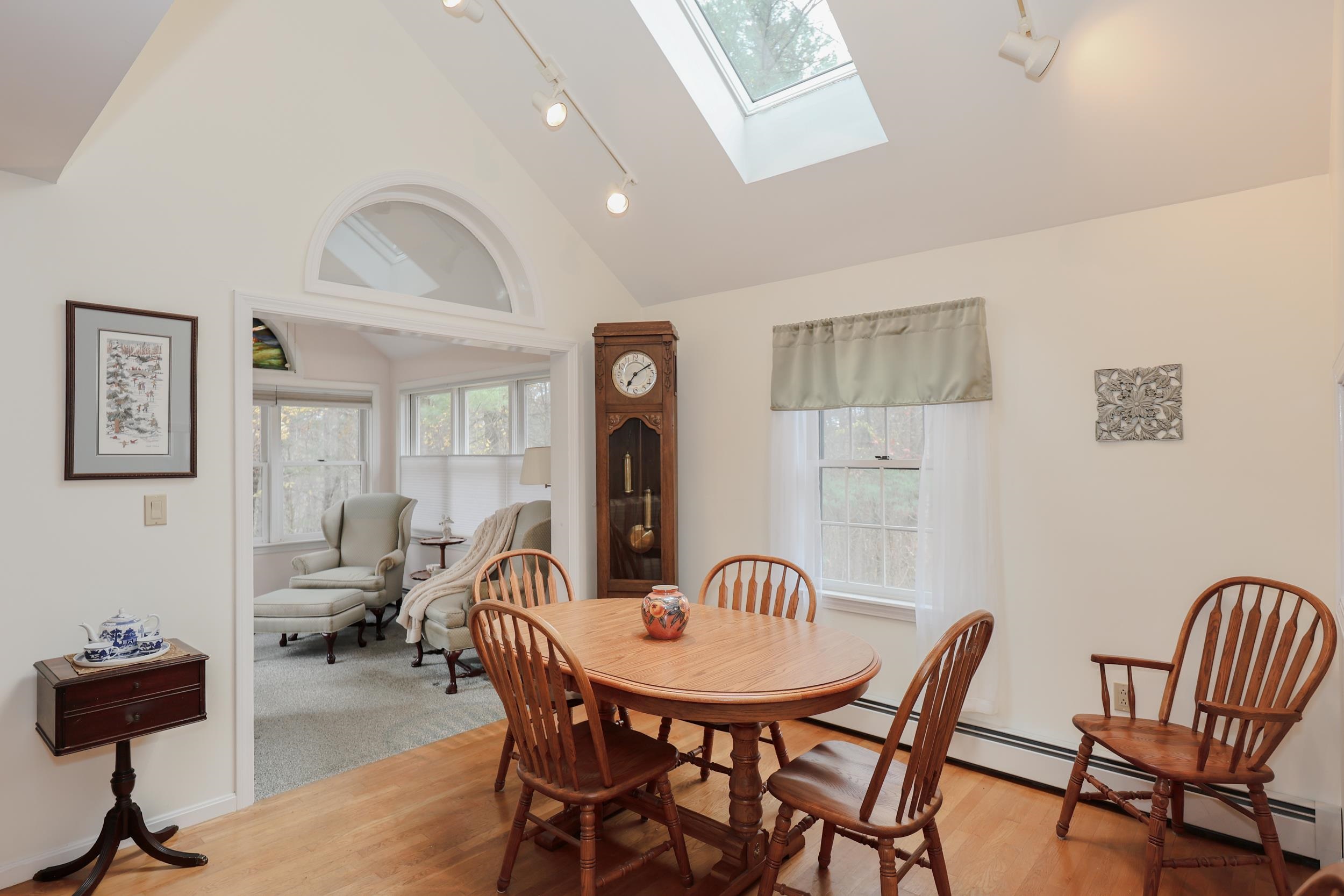 2 Wedgewood Circle 14