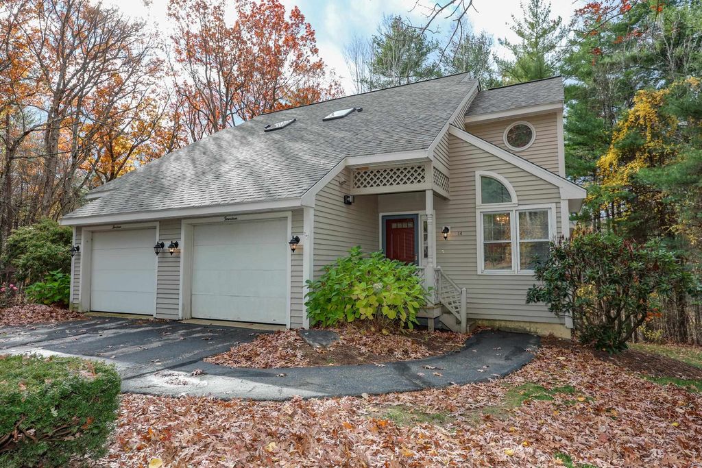 Photo of 2 Wedgewood Circle #14, Hooksett, NH 03106 (MLS # 5068871)