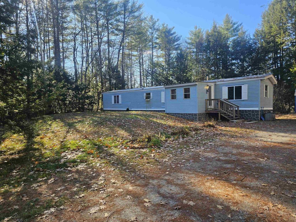 Photo of 28 Merrill Road, Hillsborough, NH 03244 (MLS # 5069802)