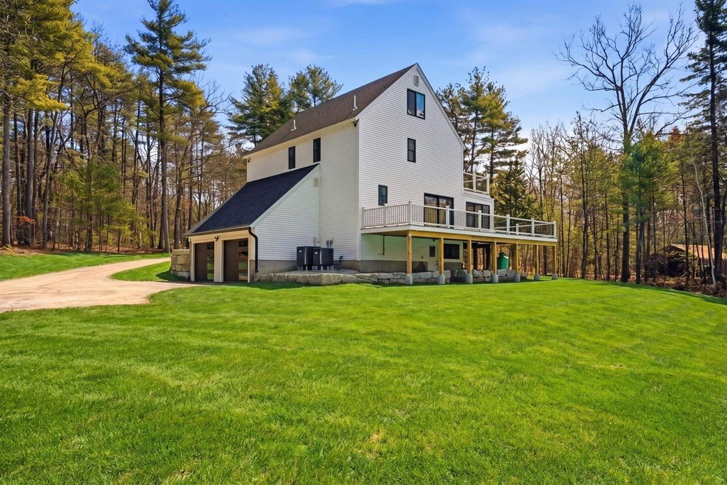 Photo of 13 Sunridge Road, Windham, NH 03087 (MLS # 5083982)