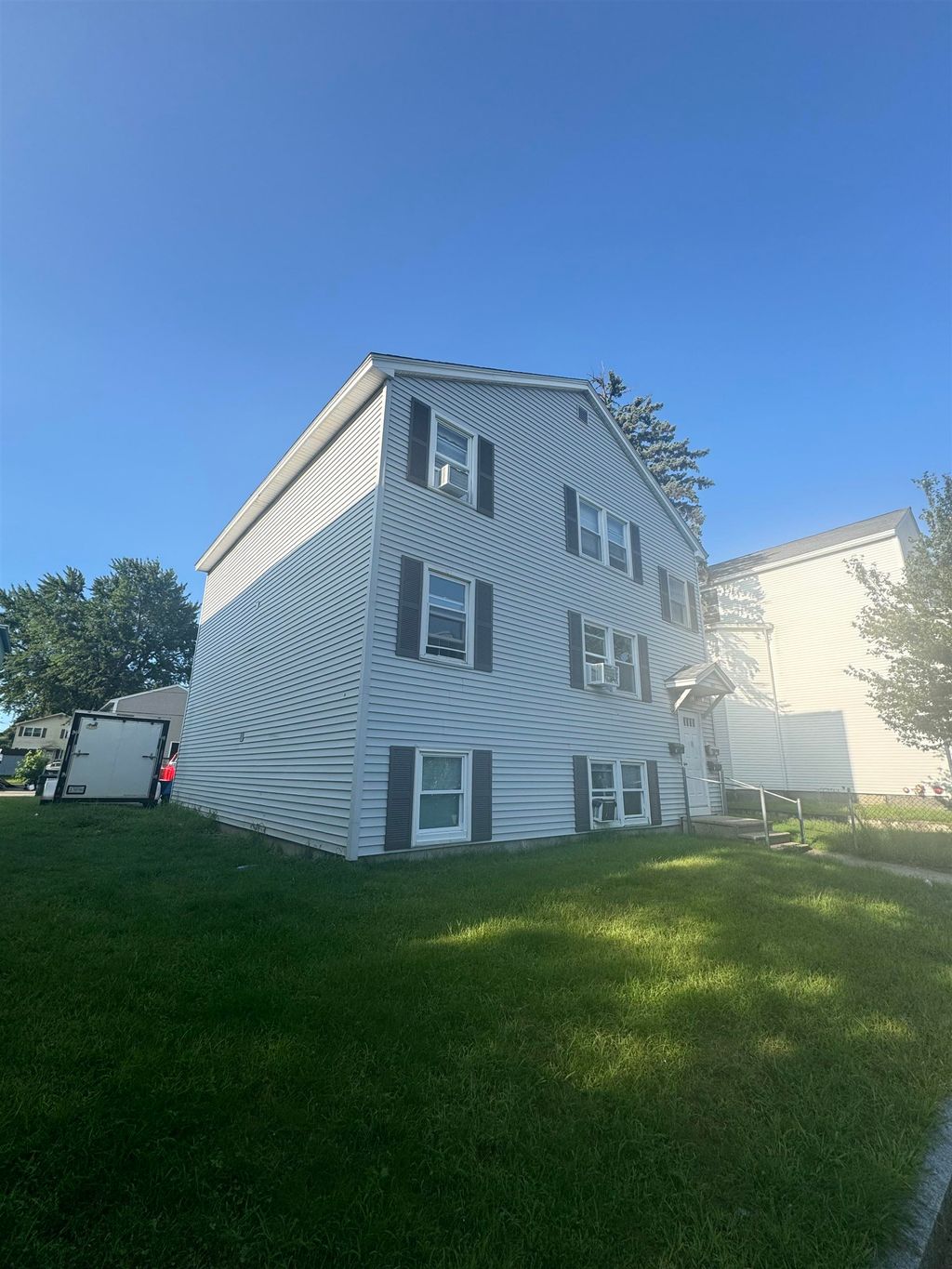 Photo of 265 Grove Street #3rd Floor, Manchester, NH 03103 (MLS # 5070508)