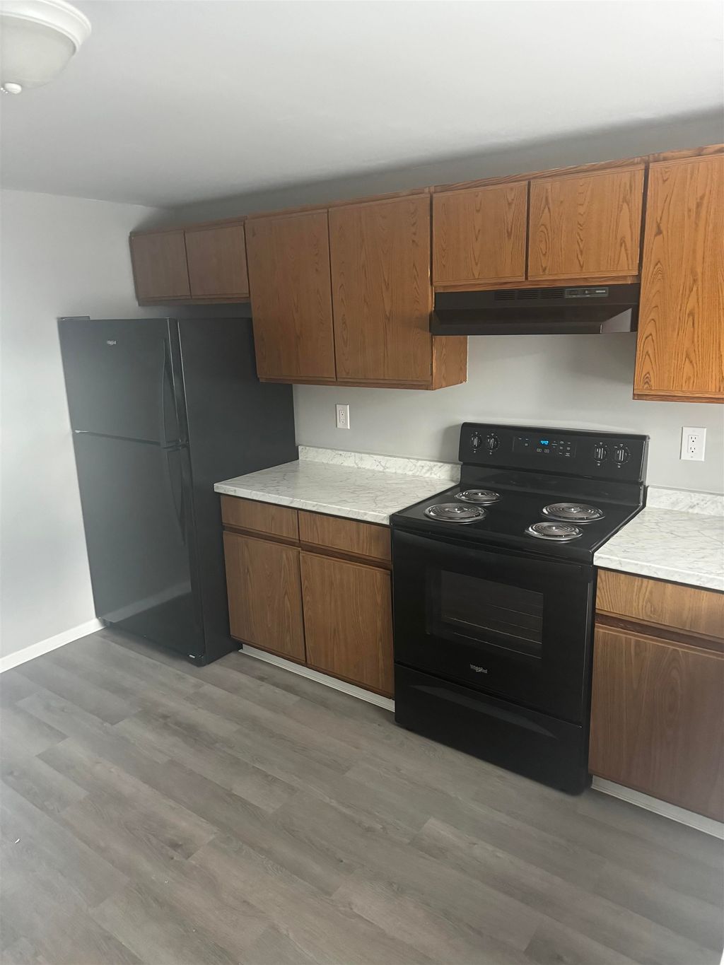 Photo of 265 Grove Street #3rd Floor, Manchester, NH 03103 (MLS # 5070508)