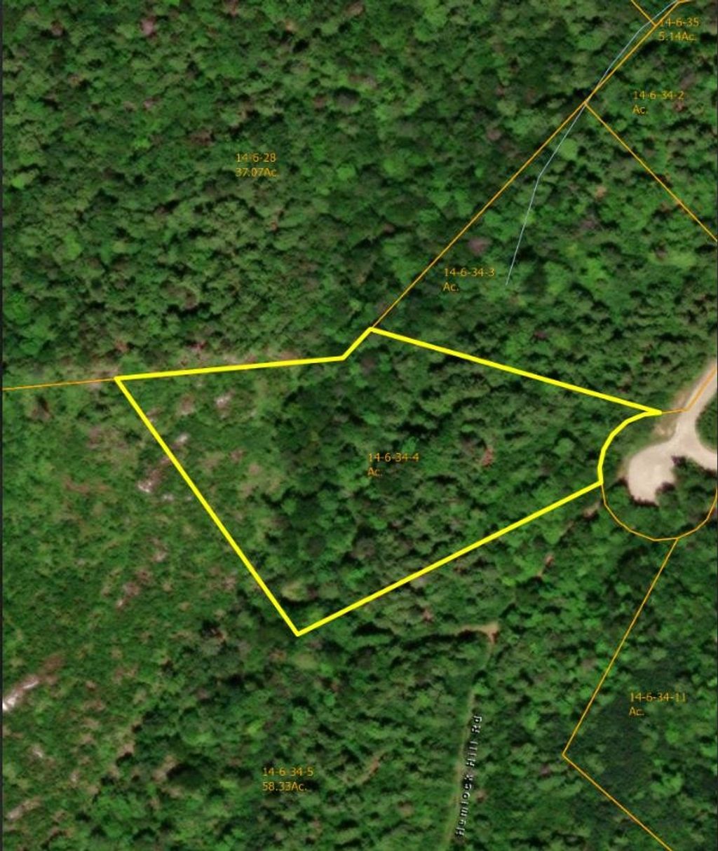 Photo of 4 Seven Sisters Circle #4, Campton, NH 03223 (MLS # 5061994)