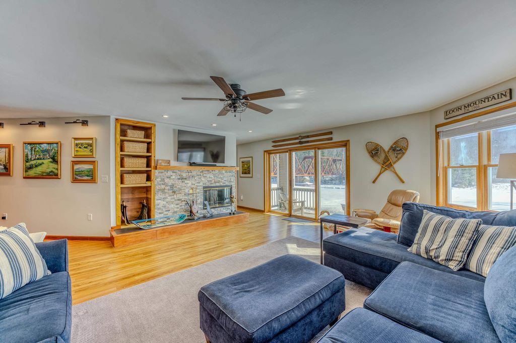 Photo of 20 Crossing Drive #104, Woodstock, NH 03293 (MLS # 5077165)