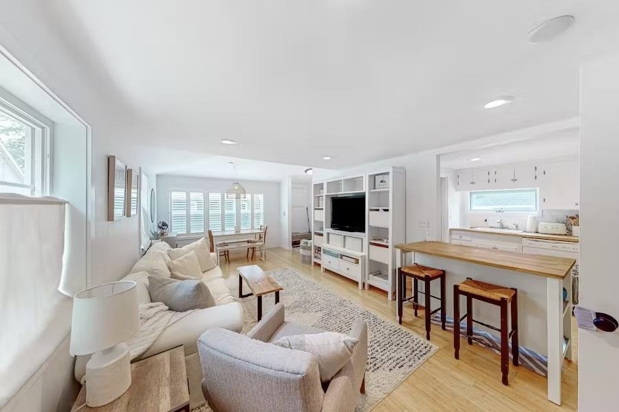 8 Summerside Drive 8