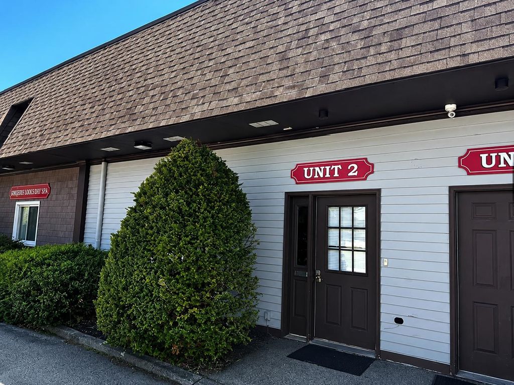 Photo of 16 Kingston Road #2, Exeter, NH 03833 (MLS # 5089422)