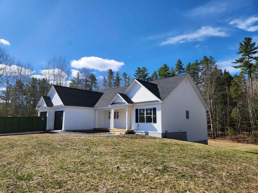 Photo of 27 RiverView Road, Newport, NH 03773 (MLS # 5084481)
