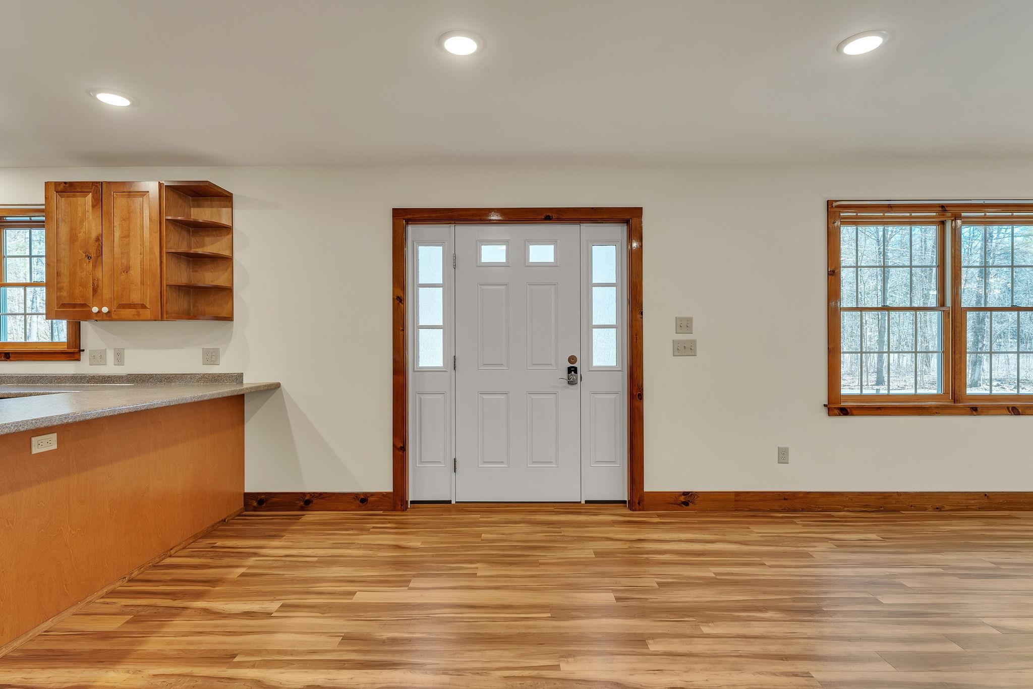 123 River Road