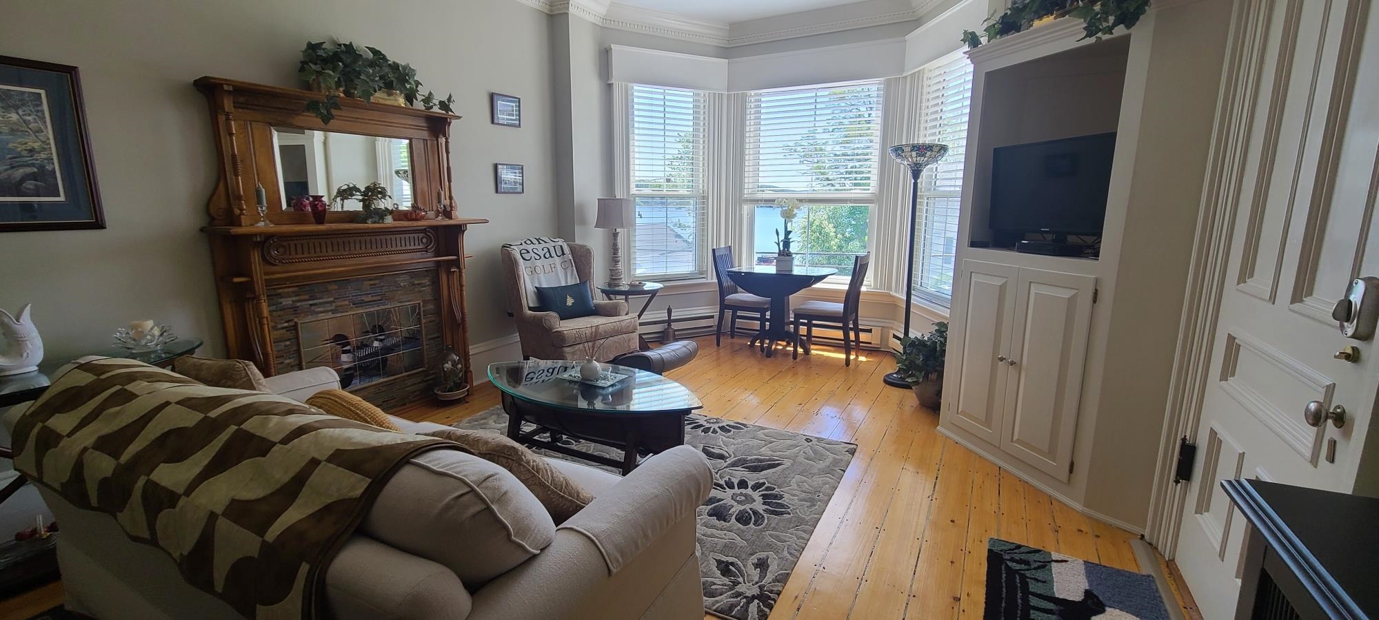 25 N Main Street 5