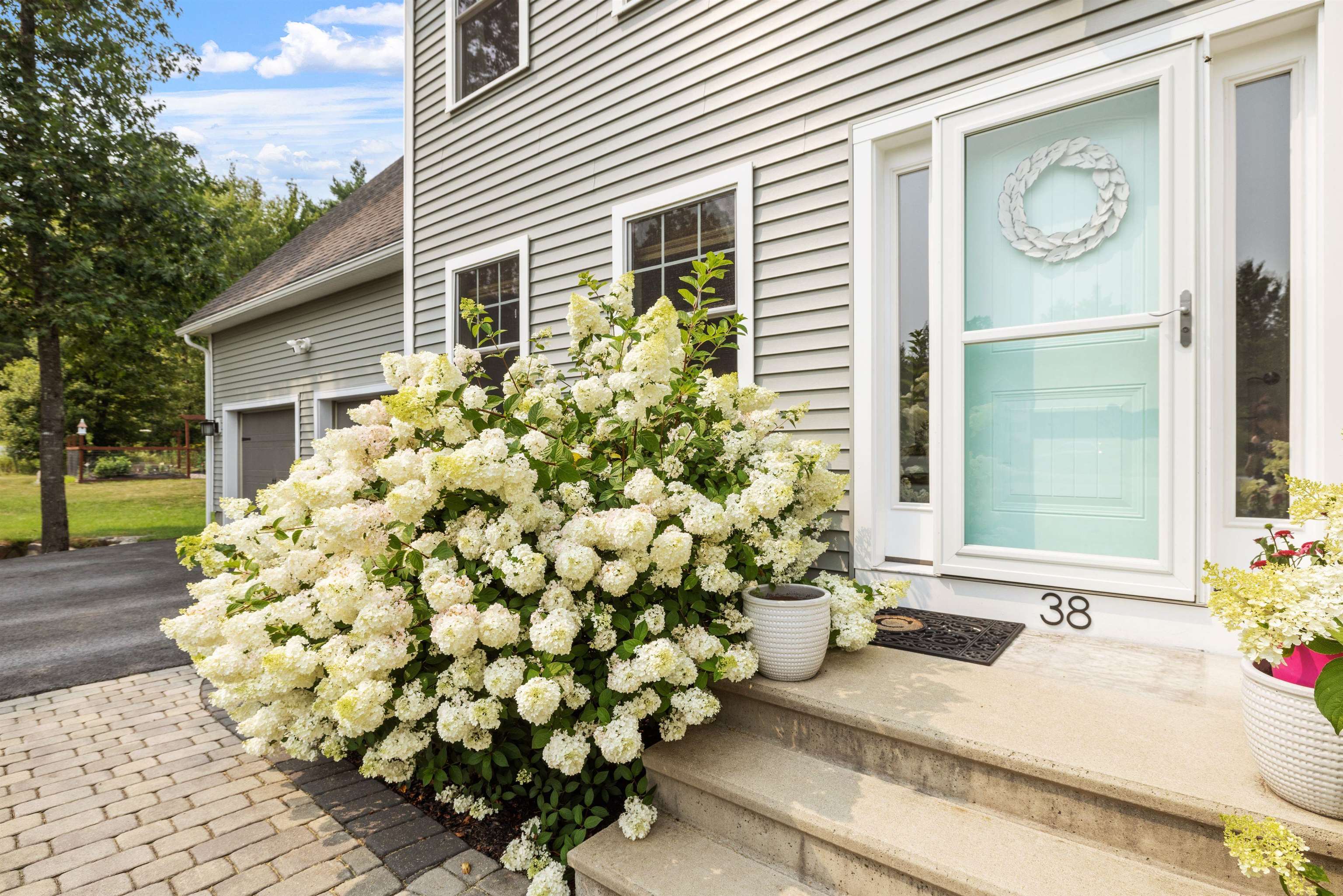 38 Julie Drive
