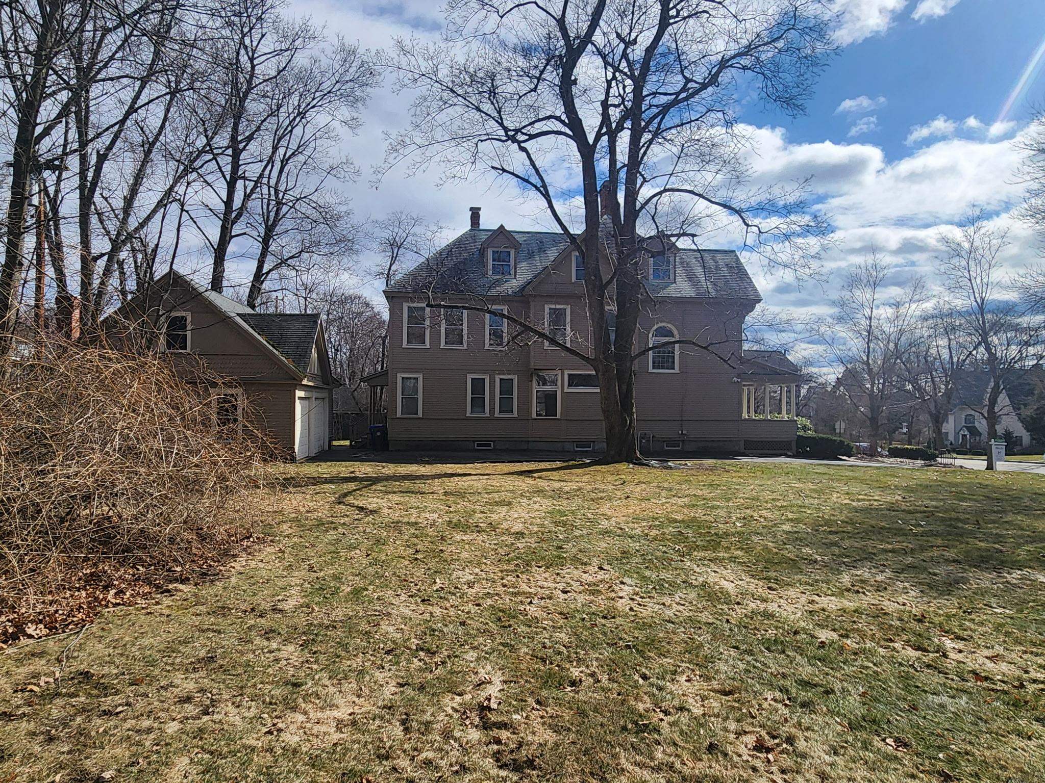2195 Elm Street