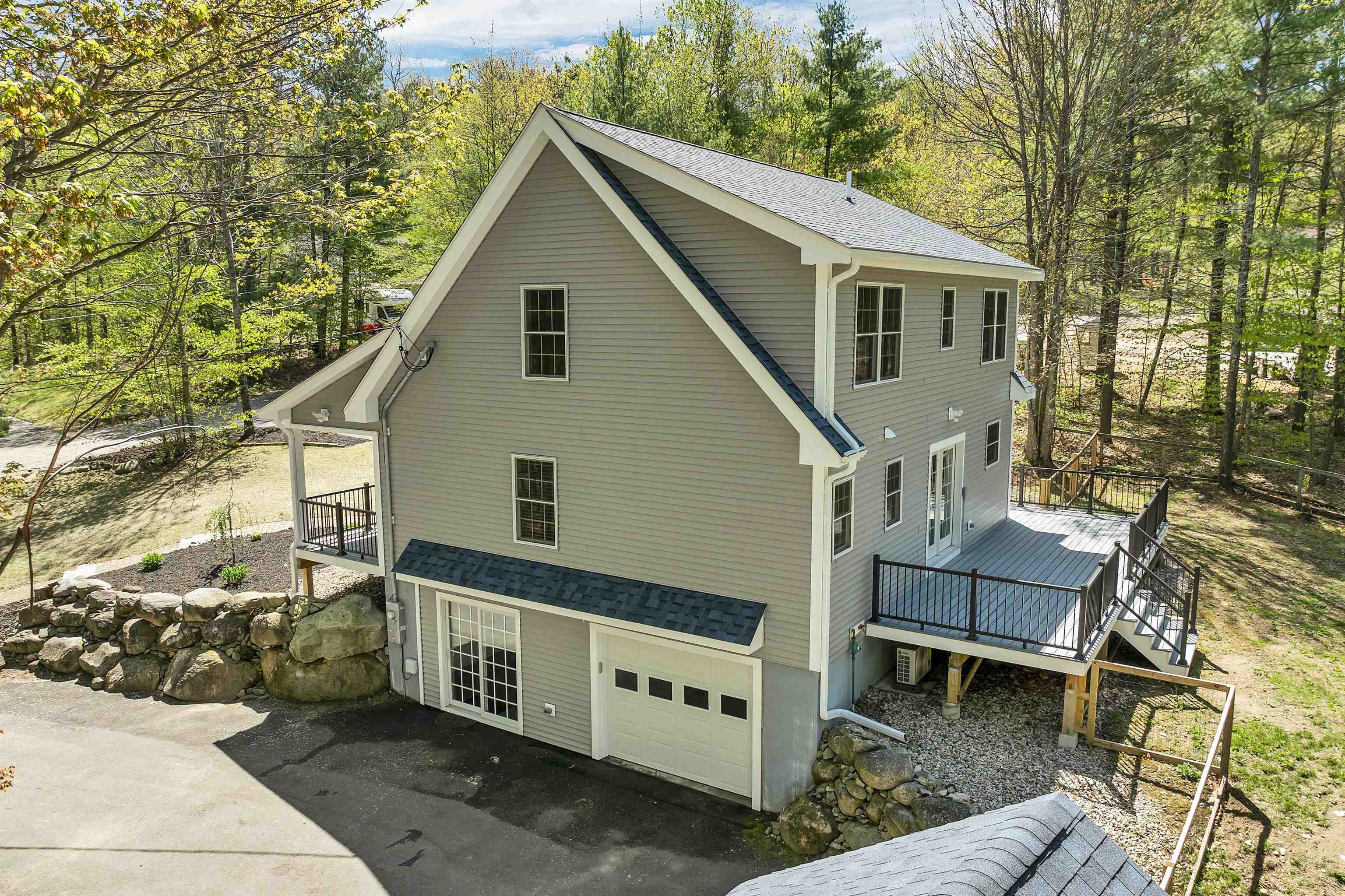 34 Saint Moritz Drive