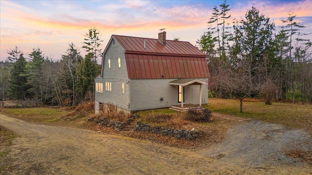 Photo of 203 Old Shaker Road, Loudon, NH 03307 (MLS # 5070096)