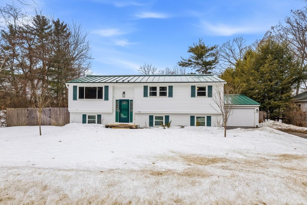 Photo of 13 Redwing Road, Concord, NH 03301 (MLS # 5083762)
