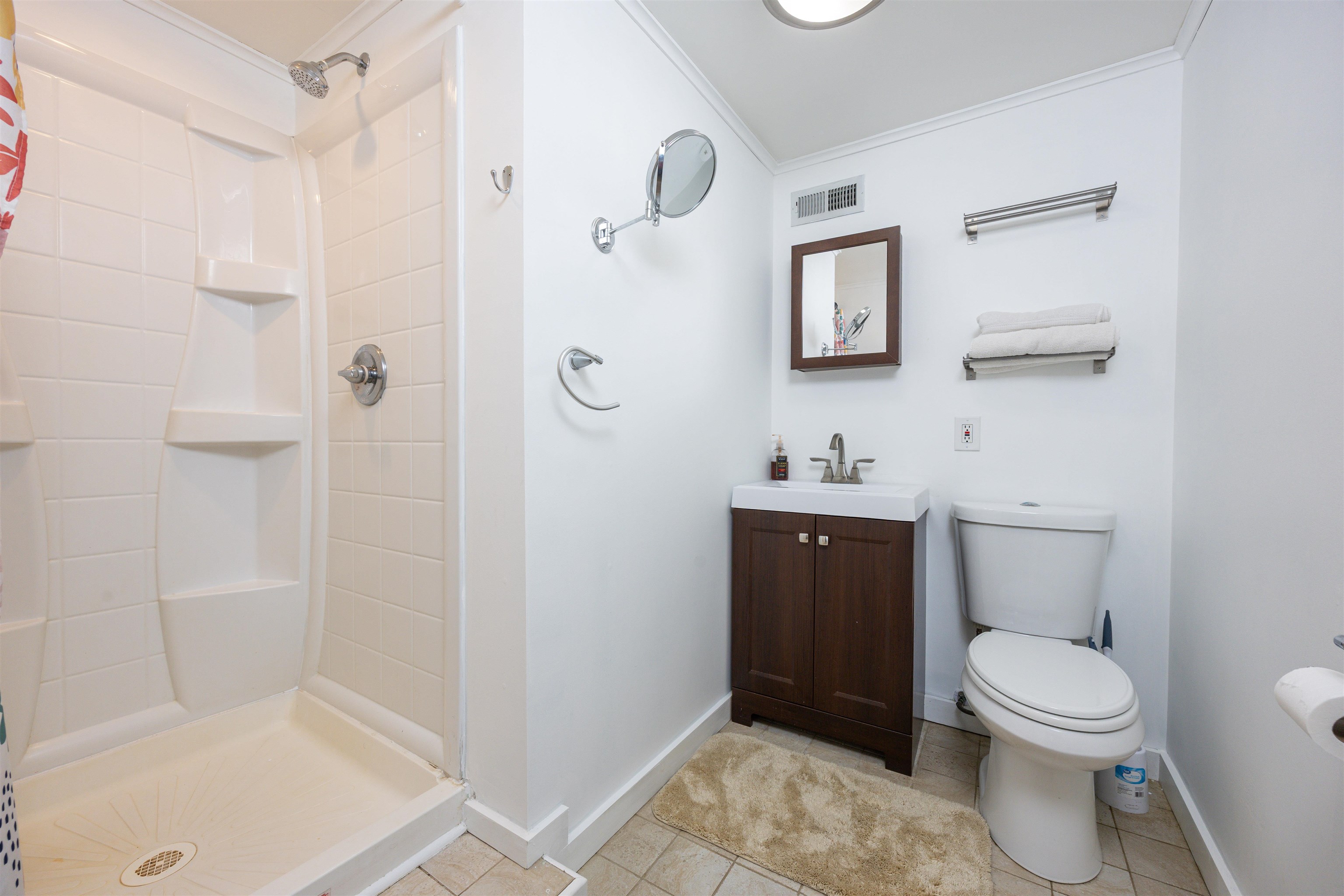 Goffstown, New Hampshire 03045, United States, 3 Bedrooms Bedrooms, ,3 BathroomsBathrooms,Residential,Active,155439