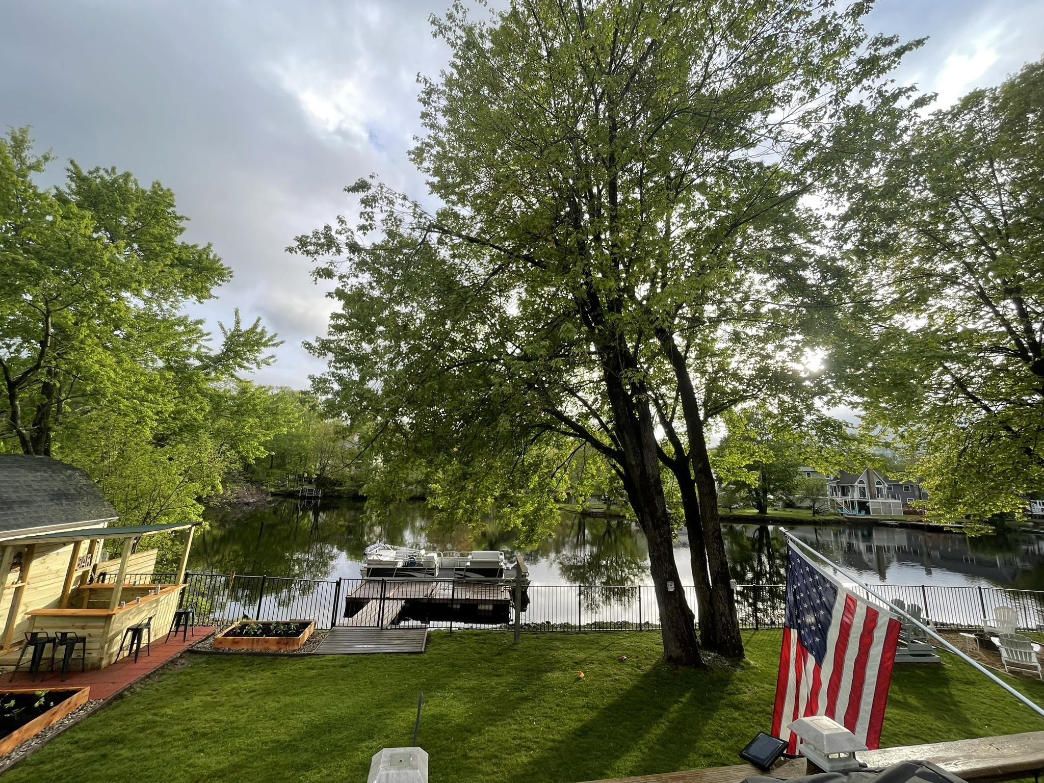 Goffstown, New Hampshire 03045, United States, 3 Bedrooms Bedrooms, ,3 BathroomsBathrooms,Residential,Active,155439