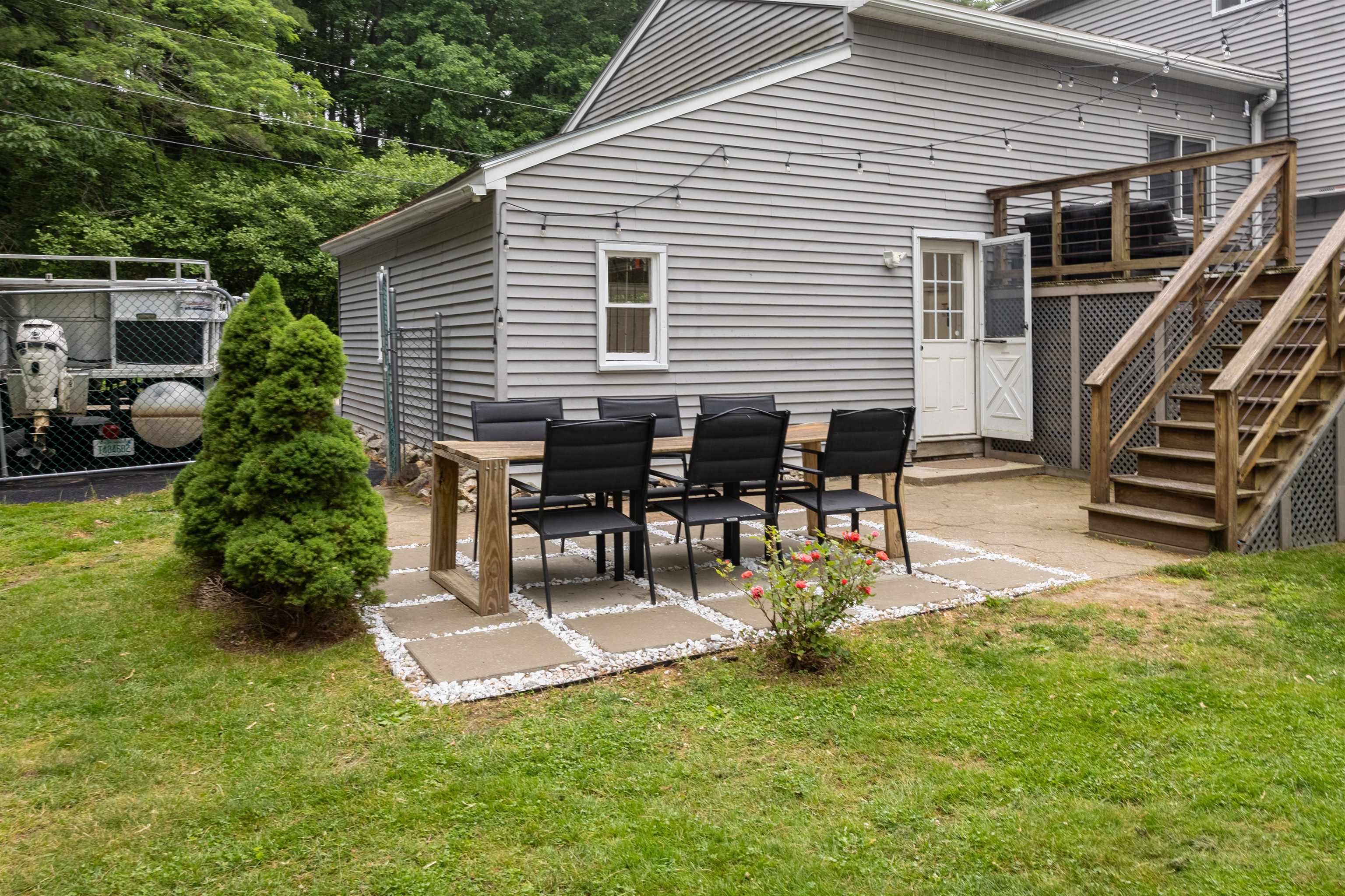 Goffstown, New Hampshire 03045, United States, 3 Bedrooms Bedrooms, ,3 BathroomsBathrooms,Residential,Active,155439