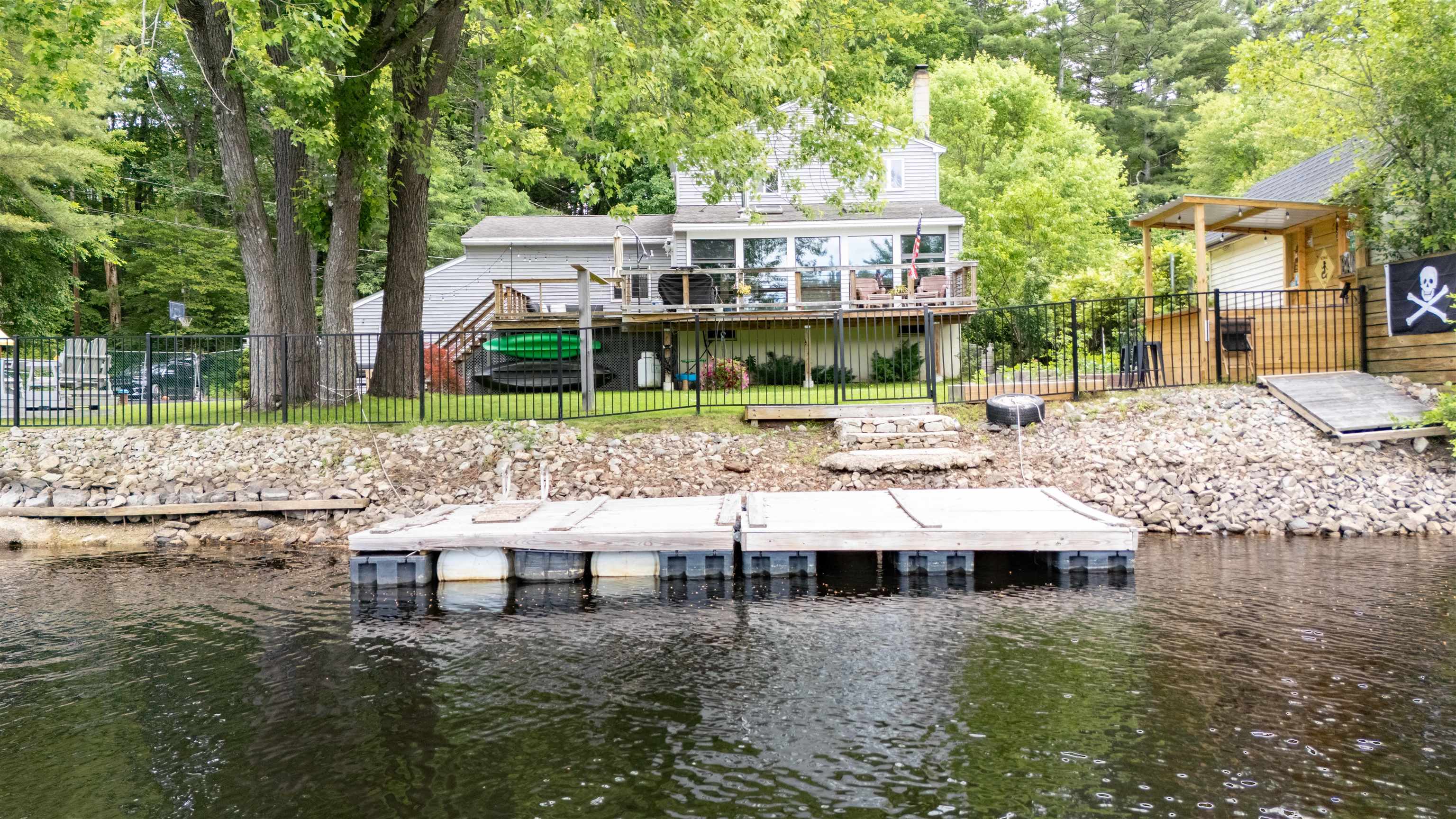 Goffstown, New Hampshire 03045, United States, 3 Bedrooms Bedrooms, ,3 BathroomsBathrooms,Residential,Active,155439