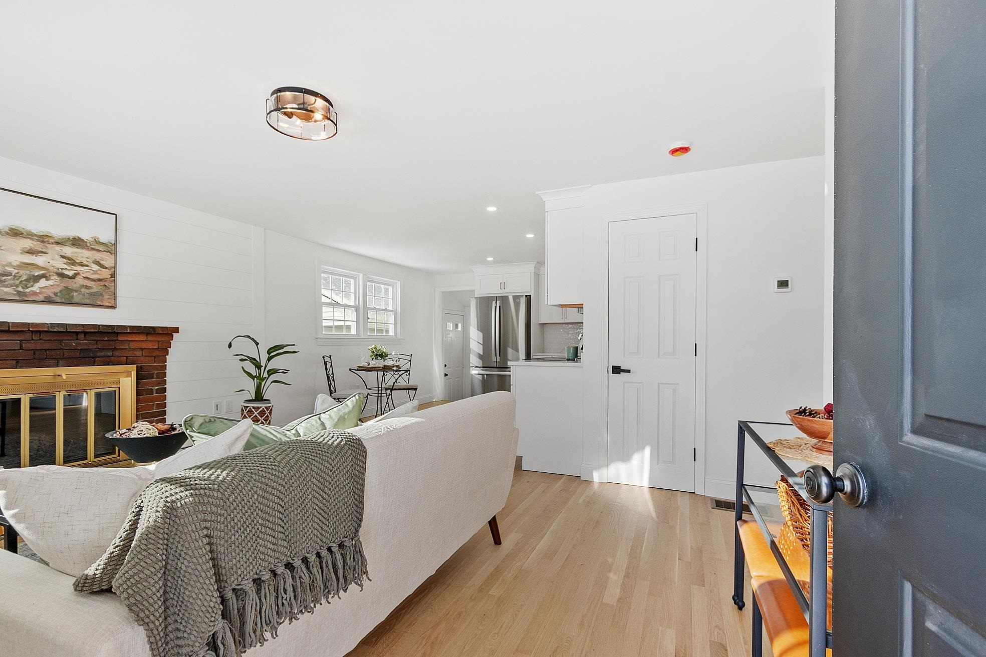 13 Centerville Drive