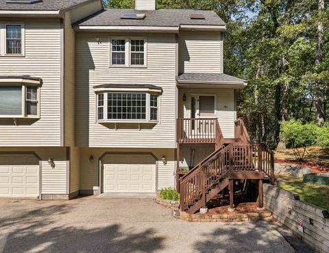 Photo of 79 Robinson Road, Hudson, NH 03051 (MLS # 5060855)