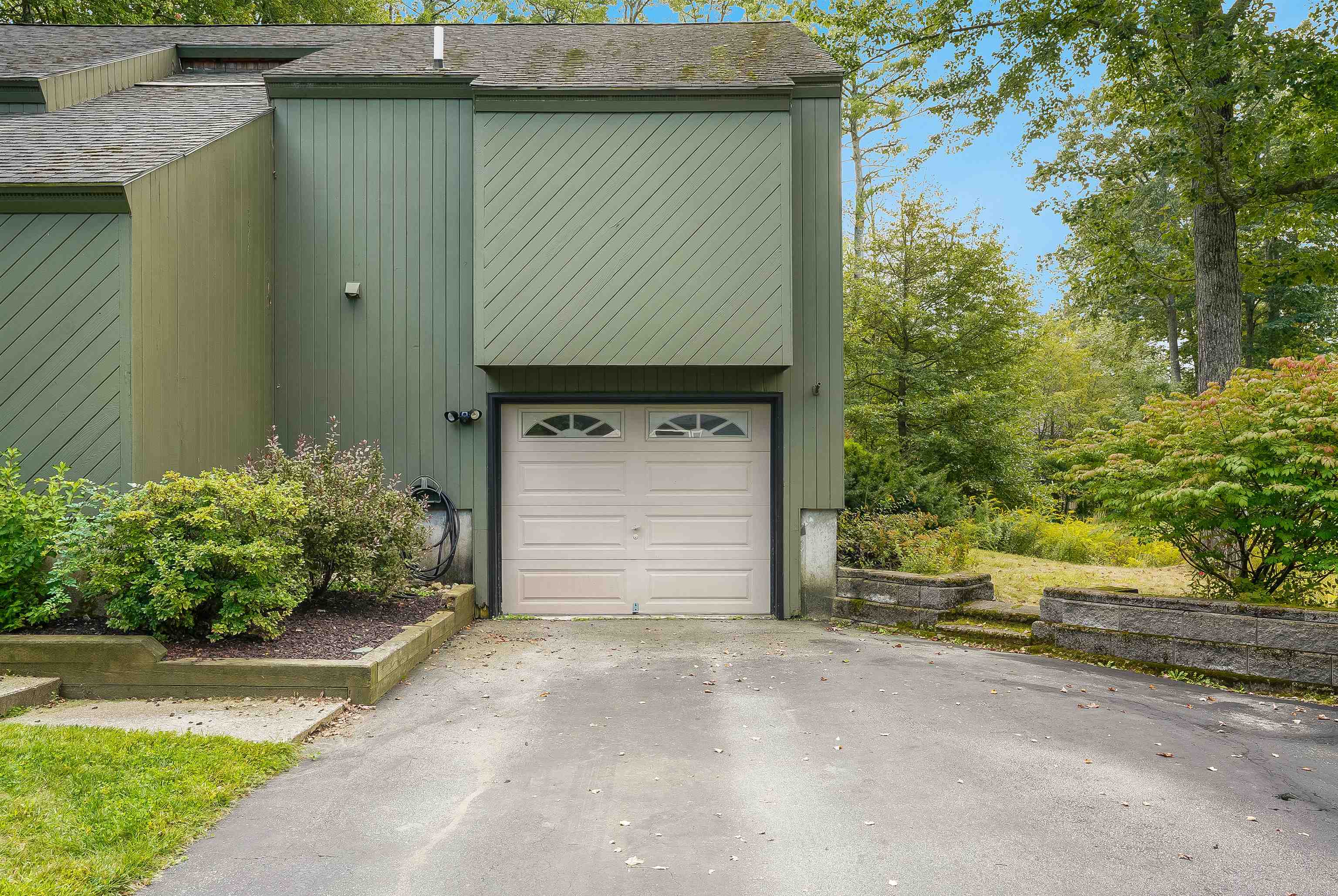 32 Larch Road