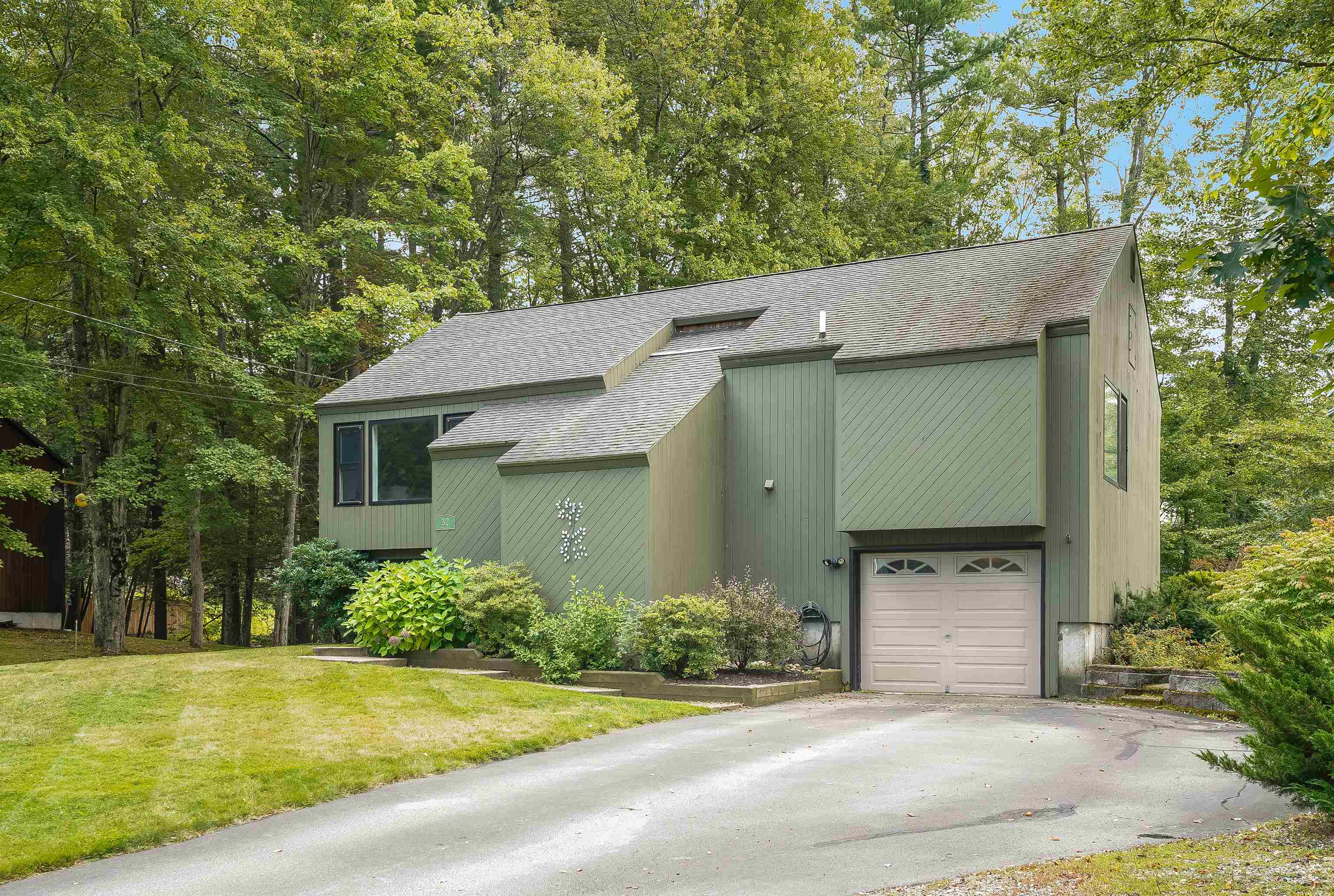32 Larch Road