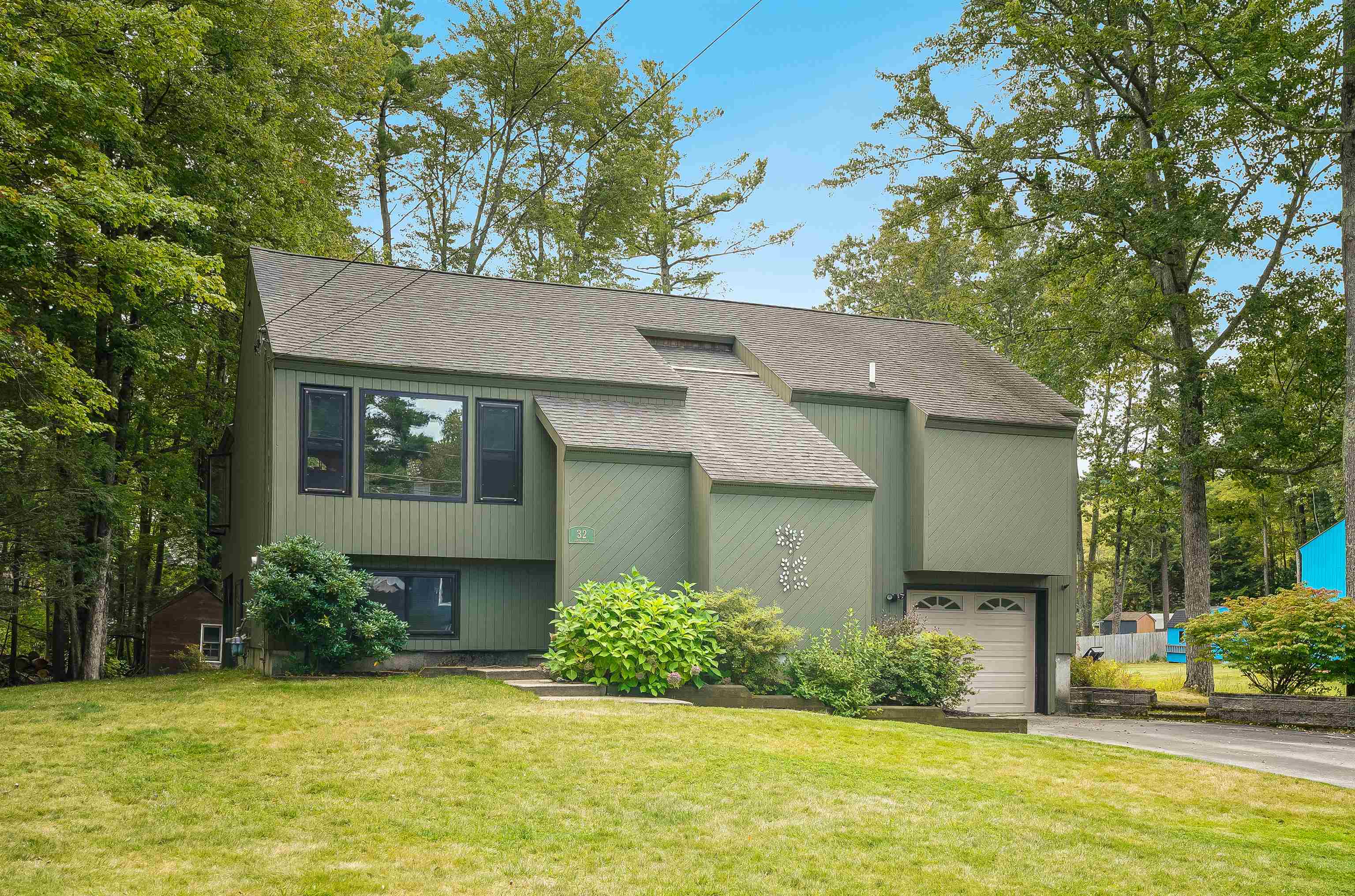 32 Larch Road