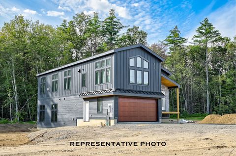 Photo of 4 Hidden Glade Drive #4, Bartlett, NH 03845 (MLS # 5038654)