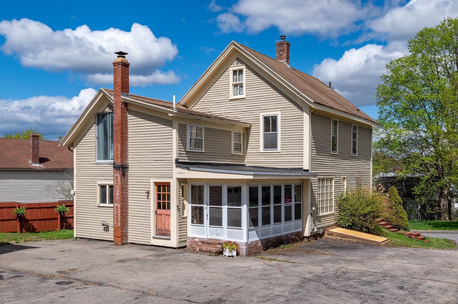 18 Spruce Street