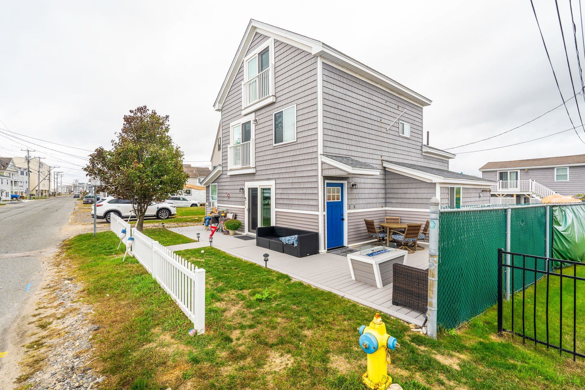 28 Kings Highway Unit 3