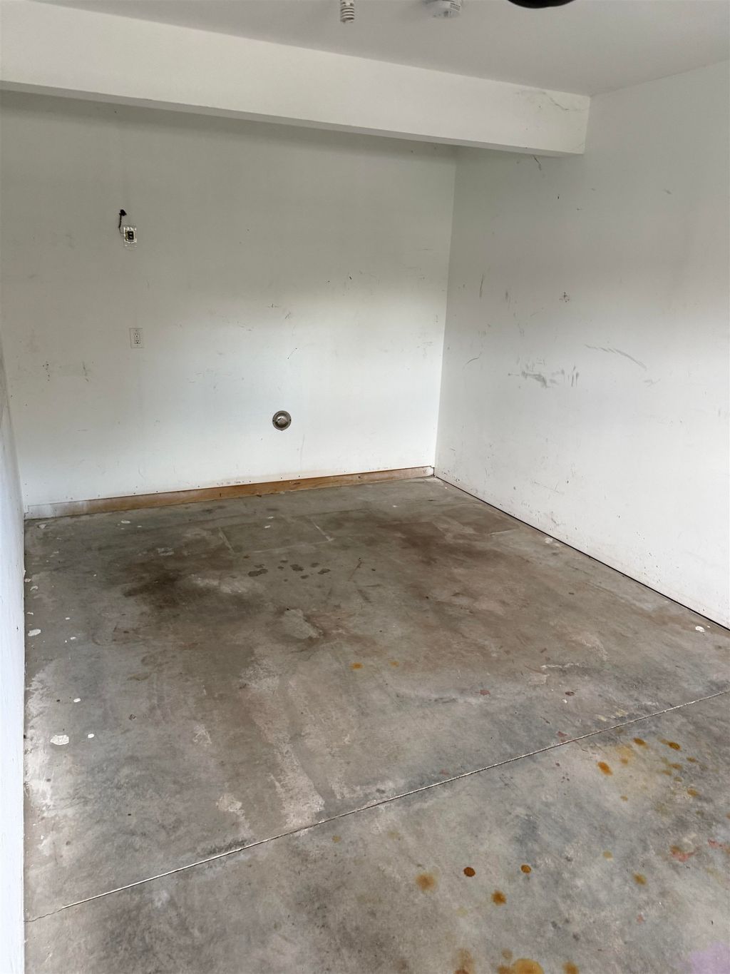 Photo of 25 Sheffield Drive, Dover, NH 03820 (MLS # 5066183)