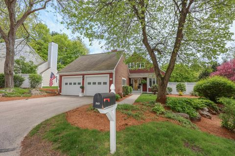 203 Straw Hill Road Manchester NH 03104