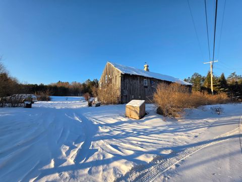 Photo of 682 Goose Lane, Bath, NH 03740 (MLS # 5075139)