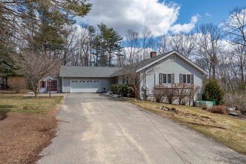 Photo of 65 Bloody Brook Road, Hampstead, NH 03841 (MLS # 5080962)