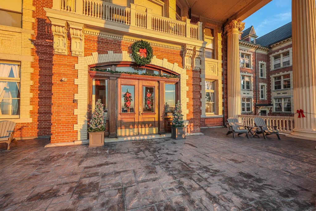 Photo of 15 Mount Saint Marys Way #112, Hooksett, NH 03106 (MLS # 5073126)