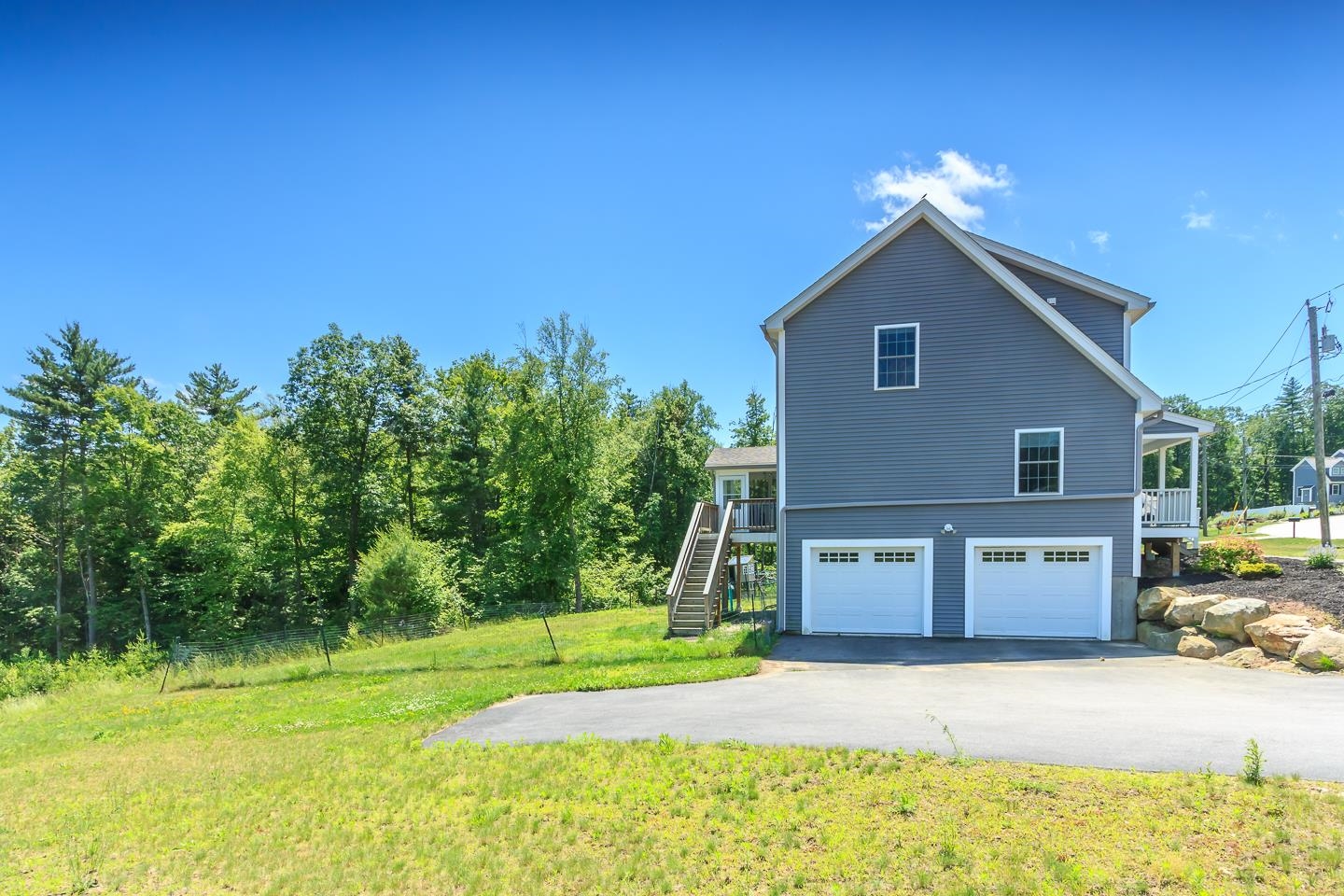 Milford, New Hampshire 03055, United States, 3 Bedrooms Bedrooms, ,3 BathroomsBathrooms,Residential,Pending,158952