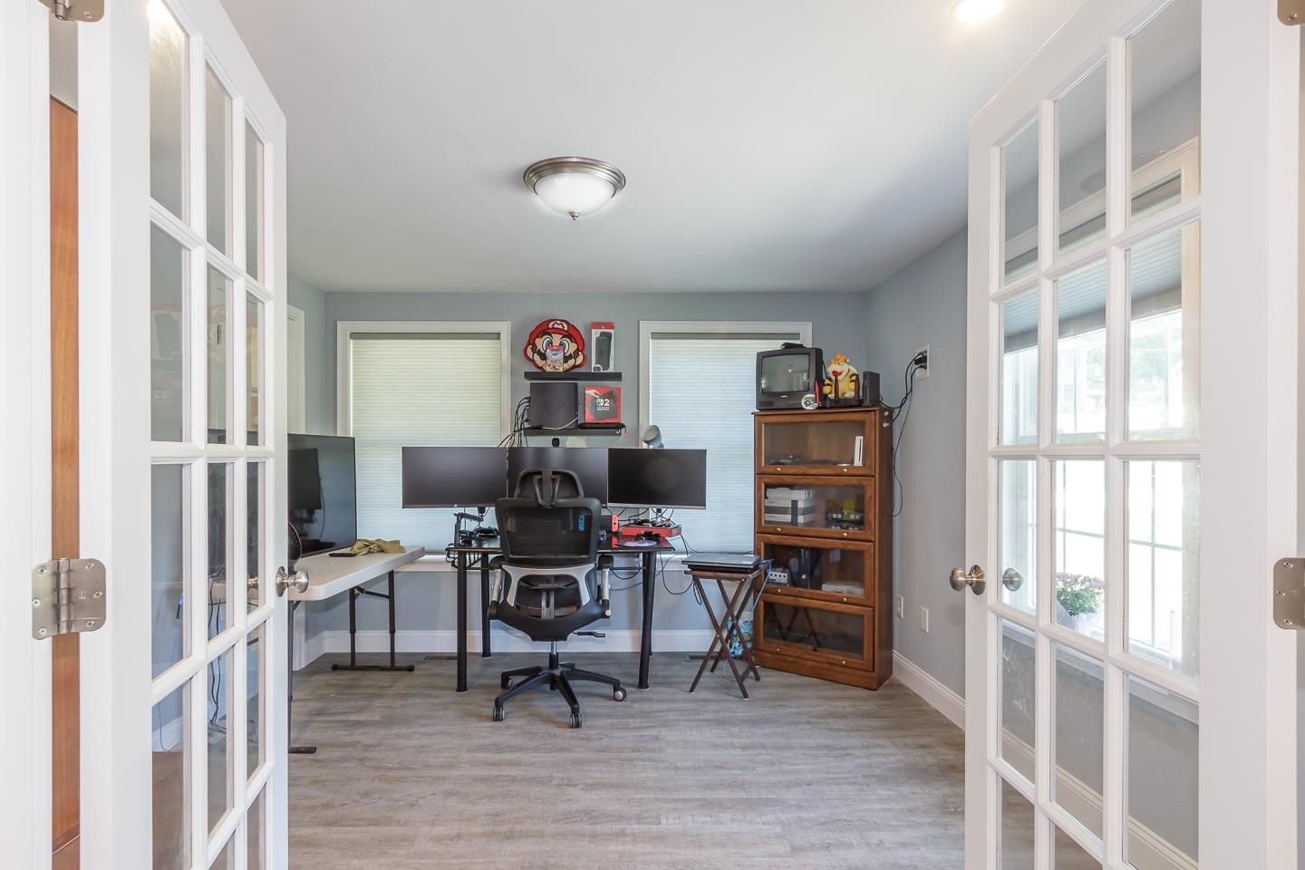 Milford, New Hampshire 03055, United States, 3 Bedrooms Bedrooms, ,3 BathroomsBathrooms,Residential,Pending,158952