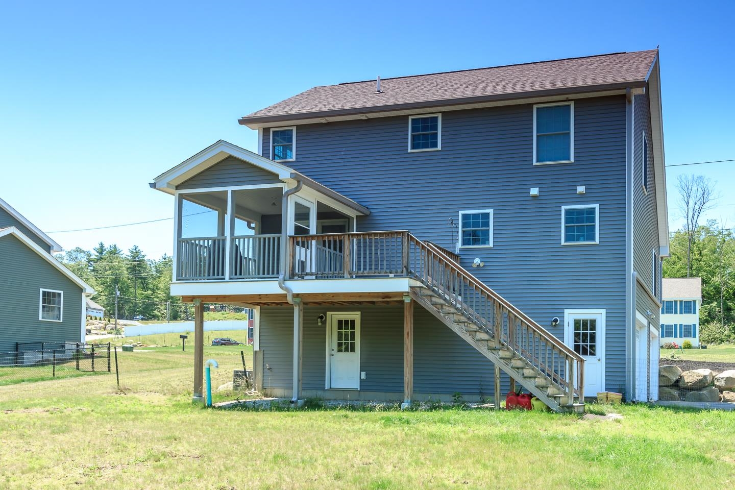 Milford, New Hampshire 03055, United States, 3 Bedrooms Bedrooms, ,3 BathroomsBathrooms,Residential,Pending,158952
